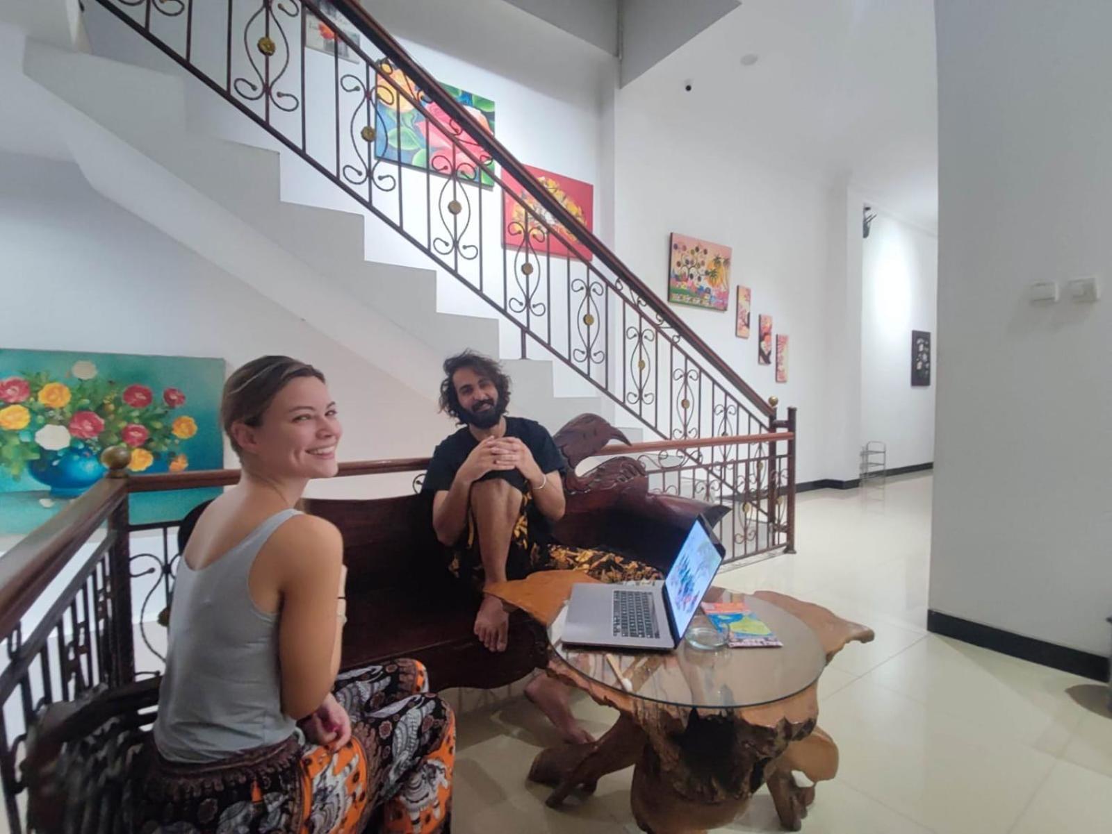 Fora Capsule Hostel Tuban كوتا المظهر الخارجي الصورة