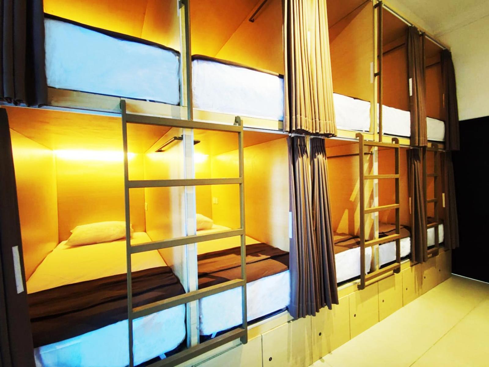 Fora Capsule Hostel Tuban كوتا المظهر الخارجي الصورة